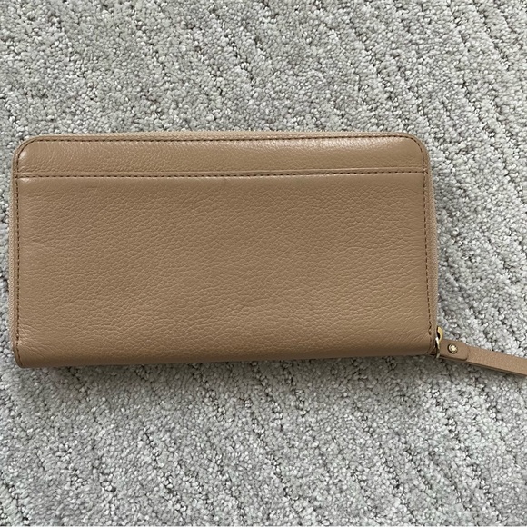 Kate Spade Nude Wallet - Picture 3 of 4